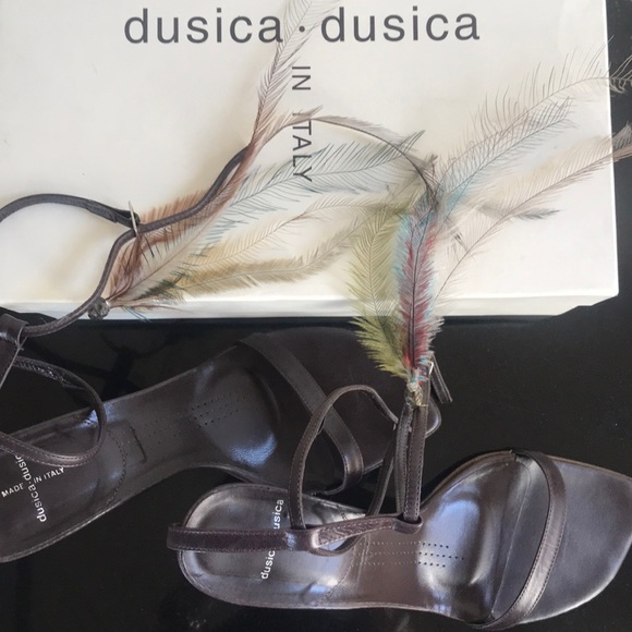 Dusica.Dusica Heels with Feather detail - Picture 4 of 4